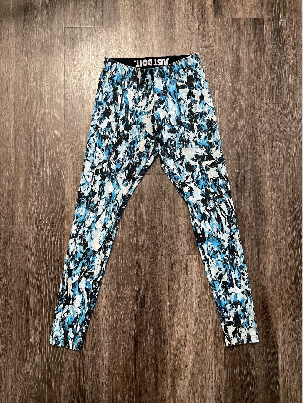 Nike Leg-A-See Abstract Leggings
